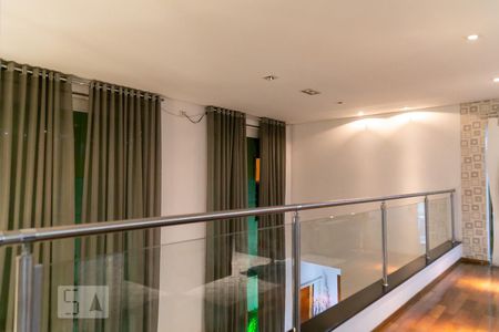 Casa à venda com 369m², 5 quartos e 4 vagas Casa à venda com 369m², 5 quartos e 4 vagasSala tv