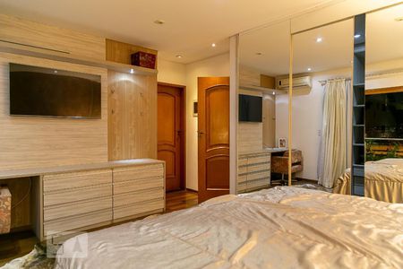 Casa à venda com 369m², 5 quartos e 4 vagas Casa à venda com 369m², 5 quartos e 4 vagasSuíte 2