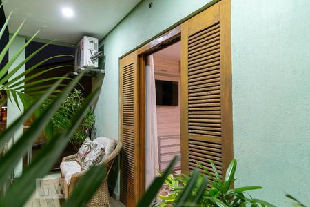 Casa à venda com 369m², 5 quartos e 4 vagas Casa à venda com 369m², 5 quartos e 4 vagasVaranda suíte 2