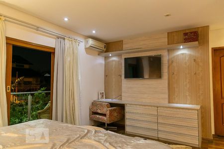 Casa à venda com 369m², 5 quartos e 4 vagas Casa à venda com 369m², 5 quartos e 4 vagasSuíte 2