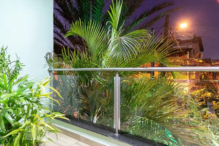 Casa à venda com 369m², 5 quartos e 4 vagas Casa à venda com 369m², 5 quartos e 4 vagasVaranda suíte 2