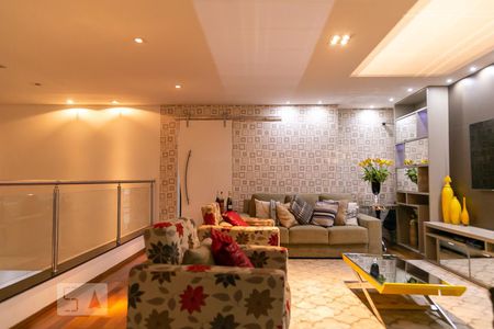 Casa à venda com 369m², 5 quartos e 4 vagas Casa à venda com 369m², 5 quartos e 4 vagasSala tv