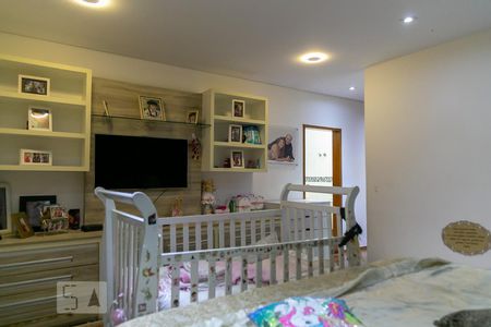 Casa à venda com 369m², 5 quartos e 4 vagas Casa à venda com 369m², 5 quartos e 4 vagasSuíte 1