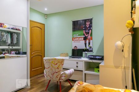 Casa à venda com 369m², 5 quartos e 4 vagas Casa à venda com 369m², 5 quartos e 4 vagasQuarto 1