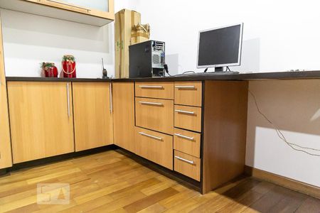 Casa à venda com 369m², 5 quartos e 4 vagas Casa à venda com 369m², 5 quartos e 4 vagasSuíte 3