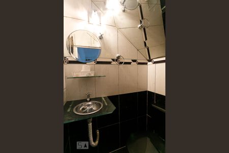 Lavabo de casa à venda com 3 quartos, 100m² em Jardim Umarizal, São Paulo