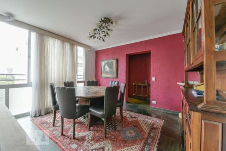 Apartamento à venda com 144m², 3 quartos e 1 vagaSala