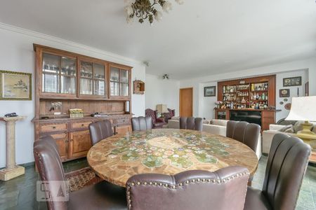 Apartamento à venda com 144m², 3 quartos e 1 vagaSala