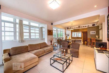 Apartamento à venda com 140m², 3 quartos e 1 vagaSala