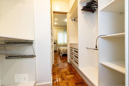 Apartamento à venda com 140m², 3 quartos e 1 vagaSuíte - Closet