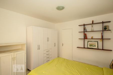 Quarto 1 de apartamento à venda com 1 quarto, 45m² em Copacabana, Rio de Janeiro