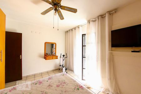 Casa à venda com 225m², 3 quartos e 2 vagasSuite