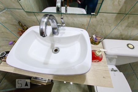 Casa à venda com 225m², 3 quartos e 2 vagasLavabo