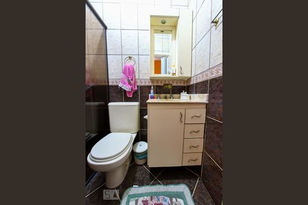 Casa à venda com 225m², 3 quartos e 2 vagasBanheiro da Suite