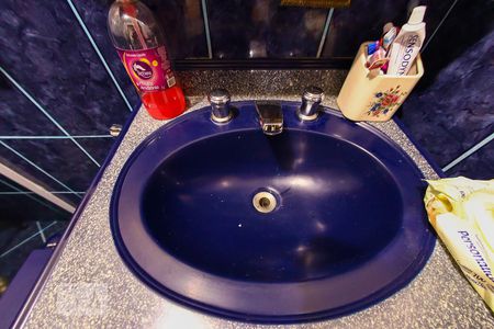 Casa à venda com 225m², 3 quartos e 2 vagasBanheiro 