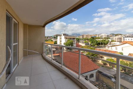 Sacada de apartamento para alugar com 2 quartos, 70m² em Vila Valqueire, Rio de Janeiro