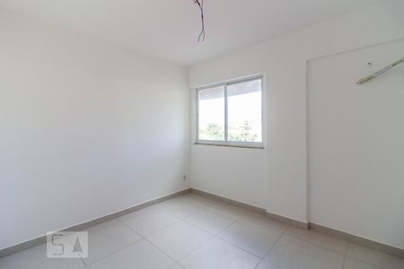 Quarto 1 de apartamento para alugar com 2 quartos, 70m² em Vila Valqueire, Rio de Janeiro