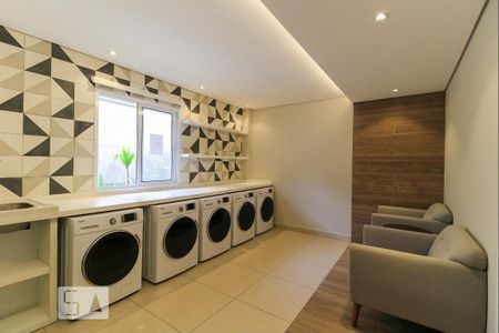 Studio para alugar com 30m², 1 quarto e 1 vagaLavanderia