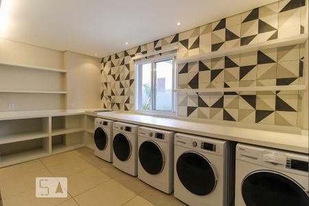 Studio para alugar com 30m², 1 quarto e 1 vagaLavanderia