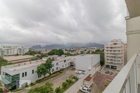 Vista de apartamento para alugar com 3 quartos, 138m² em Taquara, Rio de Janeiro