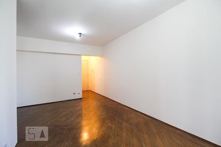 Sala de apartamento para alugar com 2 quartos, 75m² em Vila Olímpia, São Paulo