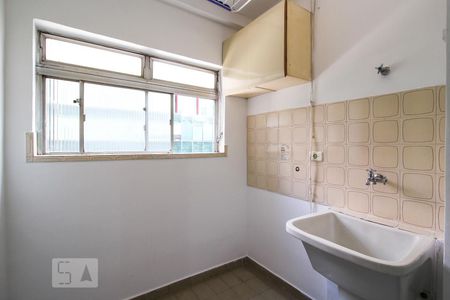 Apartamento para alugar com 75m², 2 quartos e 1 vagaÁrea de Serviço 