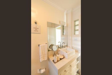 Apartamento à venda com 107m², 2 quartos e sem vagaBanheiro