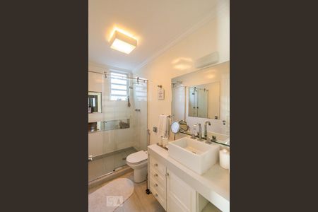 Apartamento à venda com 107m², 2 quartos e sem vagaBanheiro