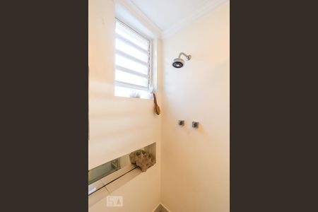 Apartamento à venda com 107m², 2 quartos e sem vagaBanheiro