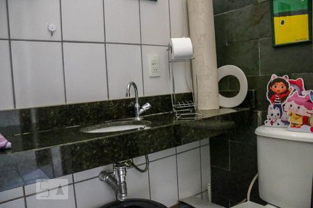 Lavabo de apartamento à venda com 3 quartos, 93m² em Calafate, Belo Horizonte