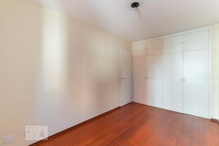 Quarto 1 de apartamento para alugar com 2 quartos, 90m² em Pinheiros, São Paulo