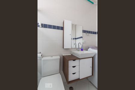 Apartamento para alugar com 60m², 1 quarto e sem vagaBanheiro