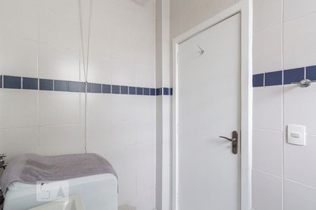 Apartamento para alugar com 60m², 1 quarto e sem vagaBanheiro