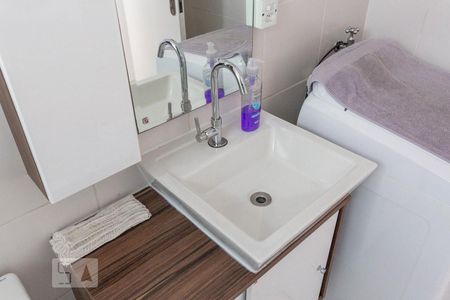 Apartamento para alugar com 60m², 1 quarto e sem vagaBanheiro