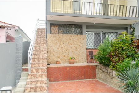 Entrada de casa para alugar com 2 quartos, 84m² em Tanque, Rio de Janeiro
