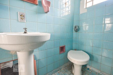 Apartamento para alugar com 75m², 2 quartos e sem vaga Apartamento para alugar com 75m², 2 quartos e sem vagaBanheiro