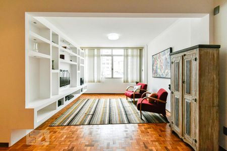 Sala de apartamento para alugar com 4 quartos, 135m² em Higienópolis, São Paulo