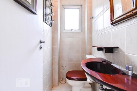 Apartamento à venda com 135m², 4 quartos e 1 vaga Apartamento à venda com 135m², 4 quartos e 1 vagaLavabo