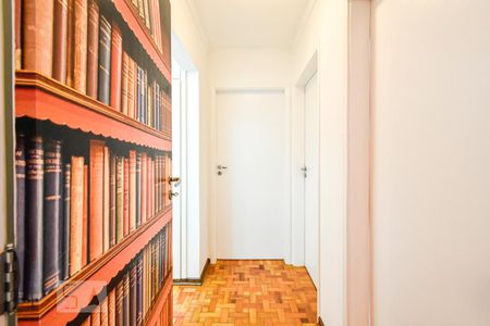 Hall de apartamento para alugar com 4 quartos, 135m² em Higienópolis, São Paulo