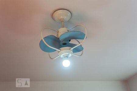 Suite Ventilador de Teto de casa à venda com 3 quartos, 178m² em Rolinópolis, São Paulo