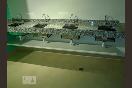 Apartamento para alugar com 35m², 2 quartos e sem vagaÁrea comum - Lavanderia