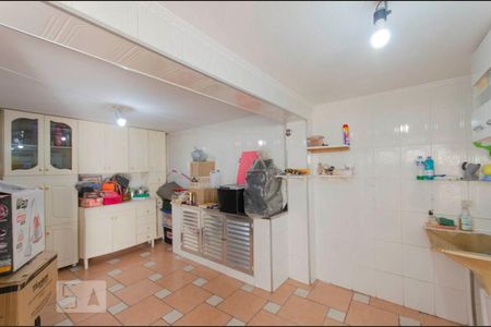 Casa à venda com 180m², 2 quartos e 2 vagasÁrea de Serviço