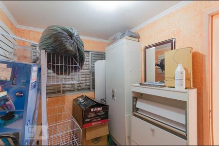 Casa à venda com 180m², 2 quartos e 2 vagasQuarto de Serviço