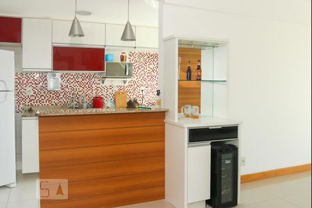 Apartamento à venda com 75m², 3 quartos e 1 vagaSala
