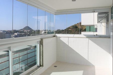 Apartamento à venda com 75m², 3 quartos e 1 vagaVaranda da Sala