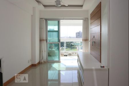 Apartamento à venda com 75m², 3 quartos e 1 vagaSala