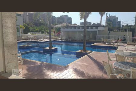 Apartamento à venda com 75m², 3 quartos e 1 vagaÁrea comum - Piscina