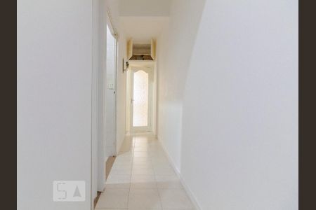 Corredor de apartamento para alugar com 1 quarto, 46m² em Copacabana, Rio de Janeiro
