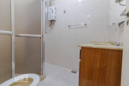 Banheiro de apartamento para alugar com 1 quarto, 46m² em Copacabana, Rio de Janeiro