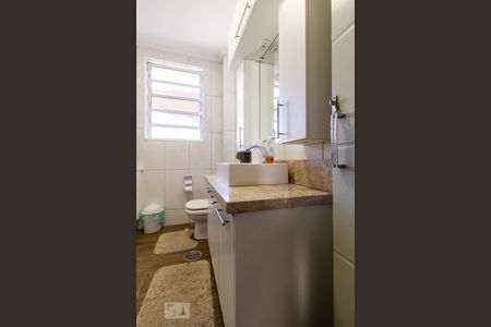 Apartamento à venda com 80m², 2 quartos e sem vaga Apartamento à venda com 80m², 2 quartos e sem vagaBanheiro